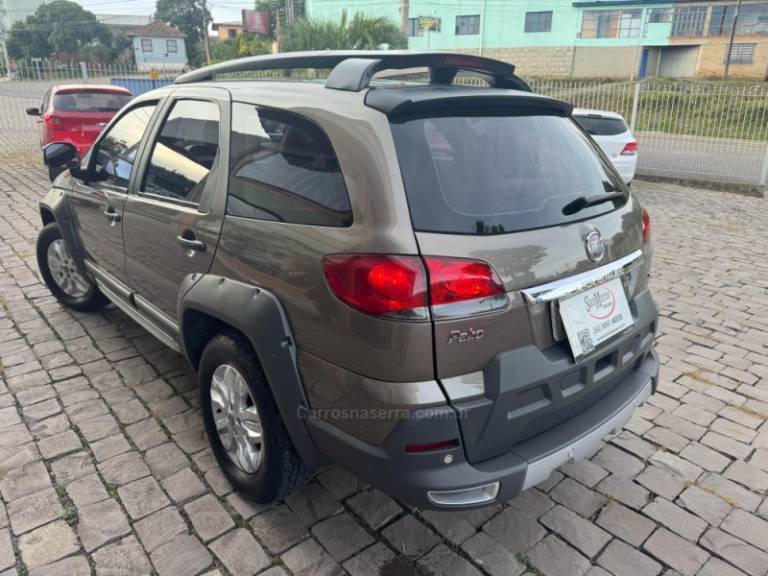 FIAT - PALIO - 2013/2014 - Cinza - R$ 47.000,00