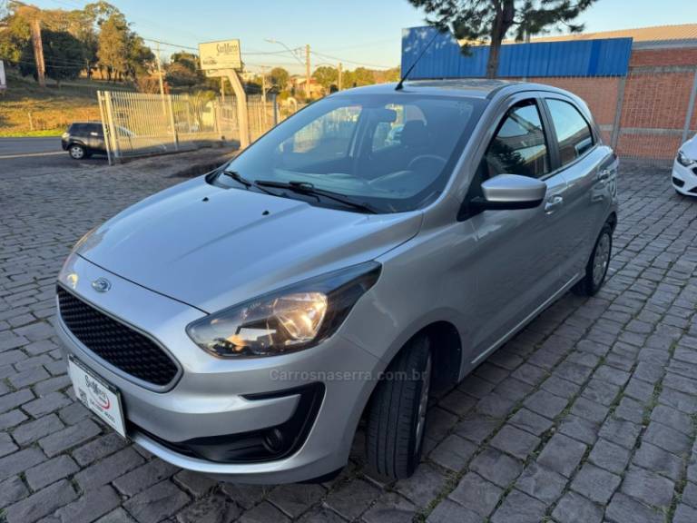 FORD - KA - 2019/2020 - Prata - R$ 51.000,00