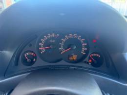 CHEVROLET - CORSA - 2012/2012 - Prata - R$ 35.000,00