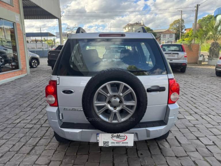 FORD - ECOSPORT - 2011/2012 - Prata - R$ 46.000,00