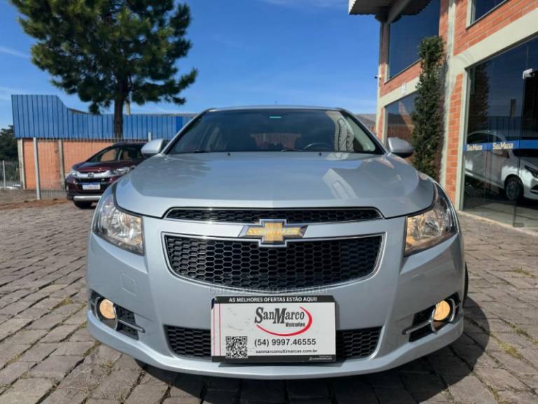 CHEVROLET - CRUZE - 2012/2013 - Prata - R$ 59.000,00