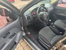 FIAT - PALIO - 2013/2014 - Cinza - R$ 47.000,00