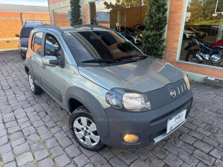 FIAT - UNO - 2014/2014 - Cinza - R$ 39.000,00