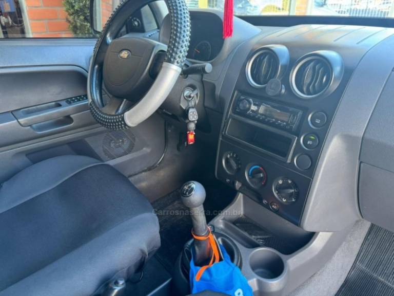 FORD - ECOSPORT - 2003/2004 - Branca - Sob Consulta