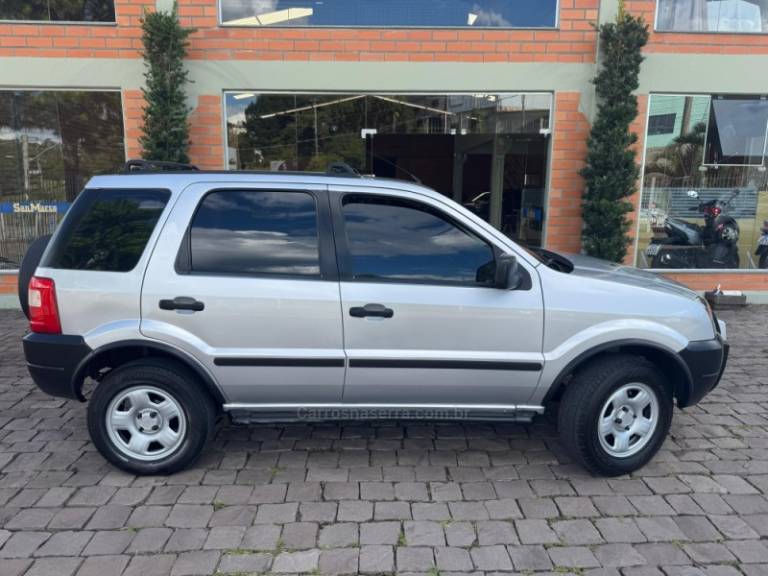FORD - ECOSPORT - 2005/2006 - Prata - R$ 29.500,00
