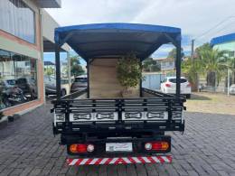 HYUNDAI - HR - 2011/2012 - Branca - R$ 98.000,00