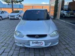 CHEVROLET - CORSA - 2000/2001 - Prata - R$ 14.000,00