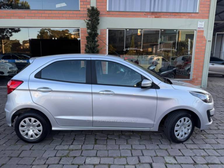 FORD - KA - 2019/2020 - Prata - R$ 51.000,00