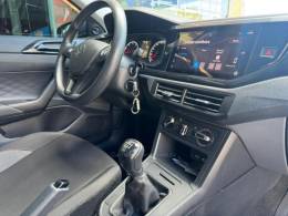 VOLKSWAGEN - POLO - 2024/2025 - Prata - R$ 79.000,00