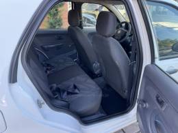 FIAT - PALIO - 2014/2014 - Branca - R$ 34.000,00