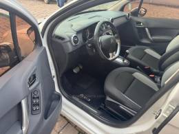 CITROËN - C3 - 2014/2015 - Branca - R$ 47.000,00