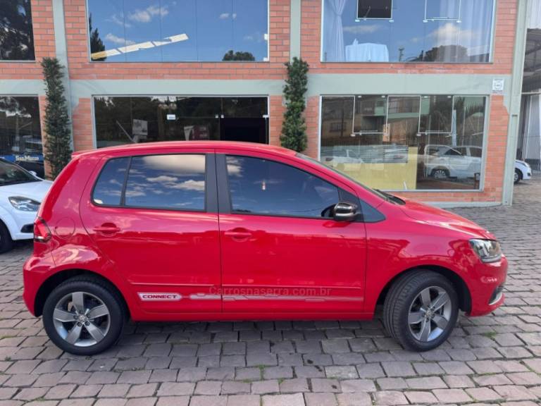 VOLKSWAGEN - FOX - 2019/2020 - Vermelha - R$ 64.000,00