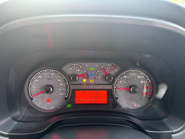 FIAT - PALIO - 2013/2014 - Cinza - R$ 47.000,00