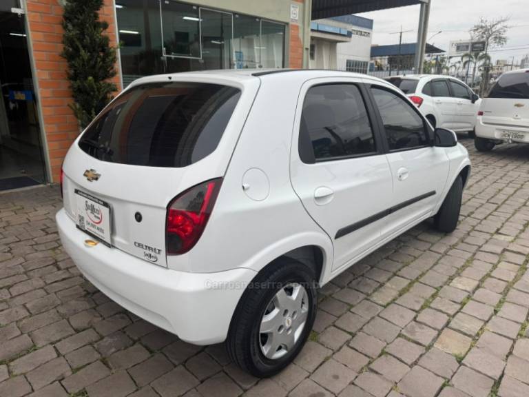 CHEVROLET - CELTA - 2014/2015 - Branca - R$ 36.500,00