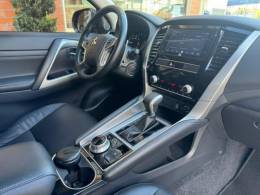MITSUBISHI - PAJERO SPORT - 2023/2024 - Preta - Sob Consulta