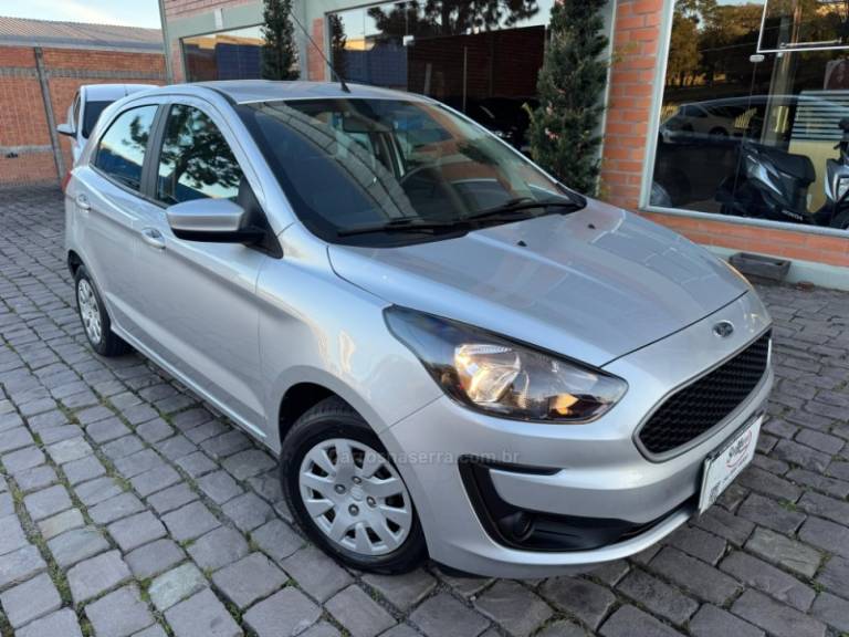FORD - KA - 2019/2020 - Prata - R$ 51.000,00