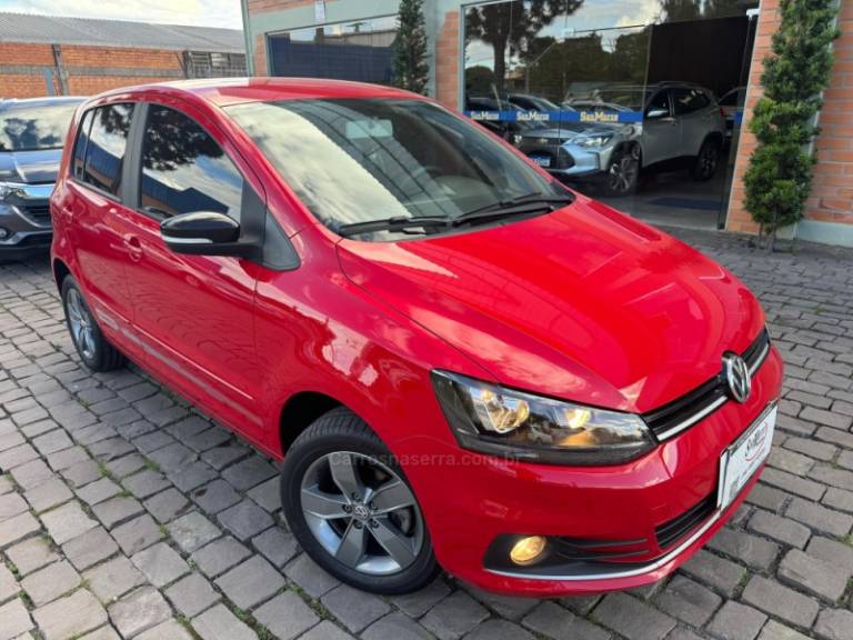 VOLKSWAGEN - FOX - 2019/2020 - Vermelha - R$ 64.000,00