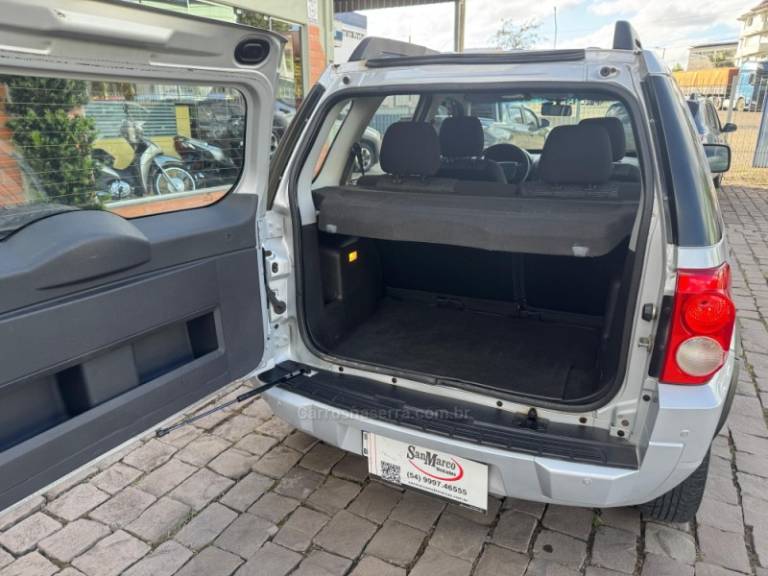 FORD - ECOSPORT - 2011/2012 - Prata - R$ 46.000,00
