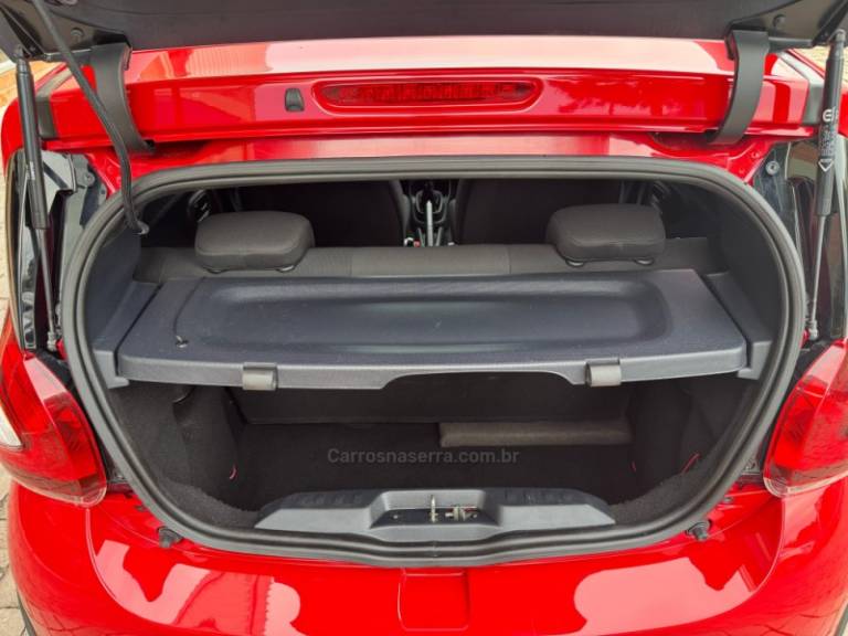 FIAT - MOBI - 2018/2019 - Vermelha - R$ 50.000,00