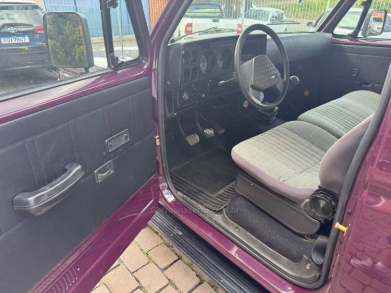 CHEVROLET - D20 - 1992/1992 - Vermelha - R$ 90.000,00