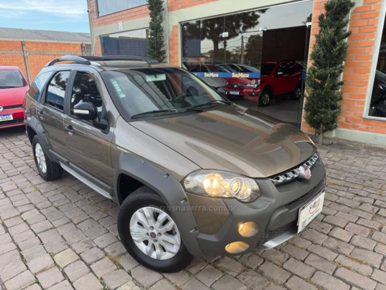 FIAT - PALIO - 2013/2014 - Cinza - R$ 47.000,00