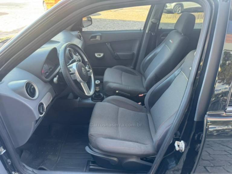 VOLKSWAGEN - PARATI - 2008/2009 - Preta - R$ 39.000,00
