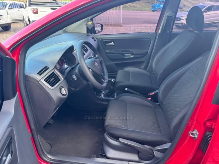 VOLKSWAGEN - FOX - 2019/2020 - Vermelha - R$ 64.000,00