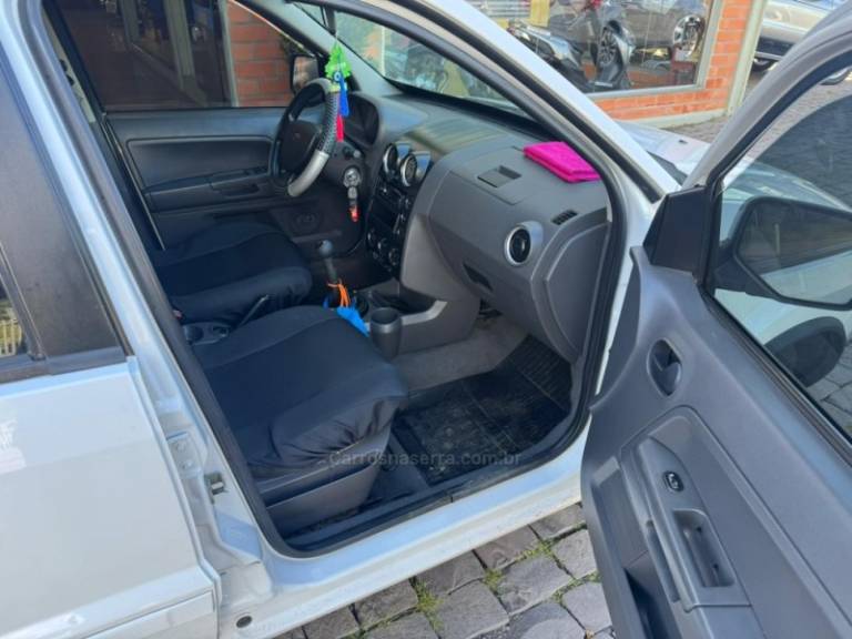 FORD - ECOSPORT - 2003/2004 - Branca - Sob Consulta