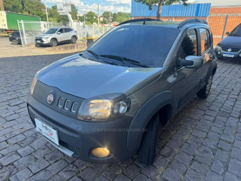 FIAT - UNO - 2014/2014 - Cinza - R$ 39.000,00