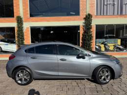CHEVROLET - CRUZE - 2017/2018 - Cinza - R$ 92.000,00