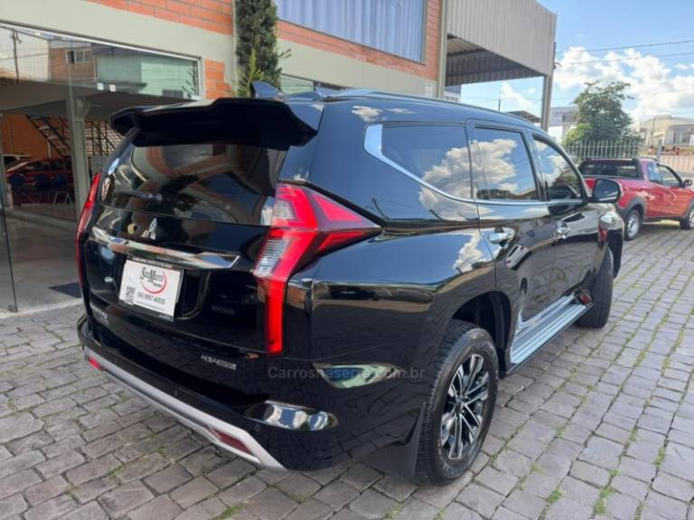 MITSUBISHI - PAJERO SPORT - 2023/2024 - Preta - Sob Consulta