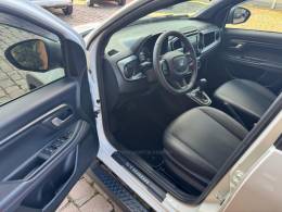 FIAT - STRADA - 2023/2024 - Branca - R$ 132.000,00