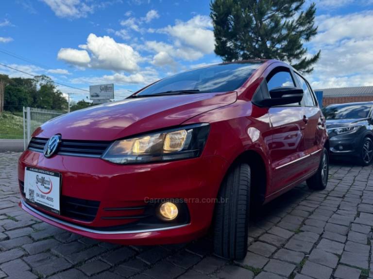 VOLKSWAGEN - FOX - 2019/2020 - Vermelha - R$ 64.000,00