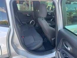 JEEP - RENEGADE - 2015/2016 - Prata - R$ 72.000,00