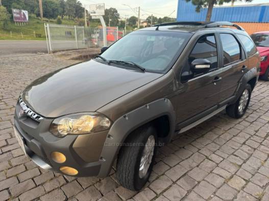 FIAT - PALIO - 2013/2014 - Cinza - R$ 47.000,00