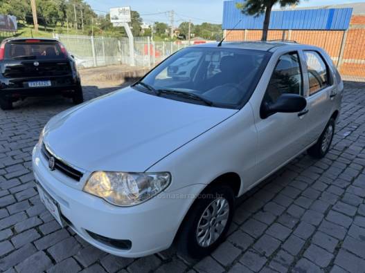 FIAT - PALIO - 2014/2014 - Branca - R$ 34.000,00