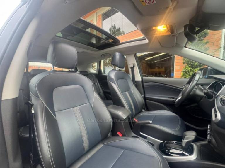 CHEVROLET - TRACKER - 2022/2023 - Azul - R$ 118.000,00