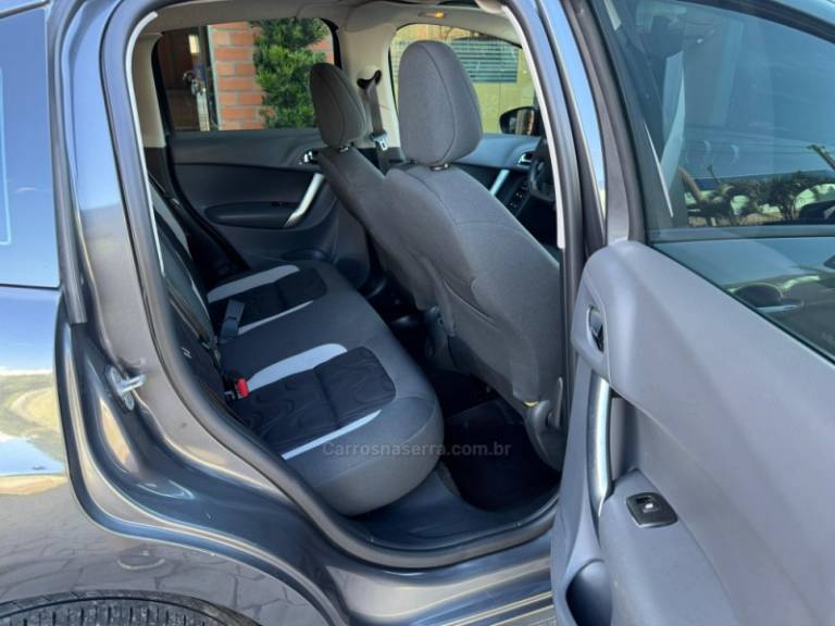 CITROËN - C3 - 2014/2014 - Cinza - R$ 40.500,00