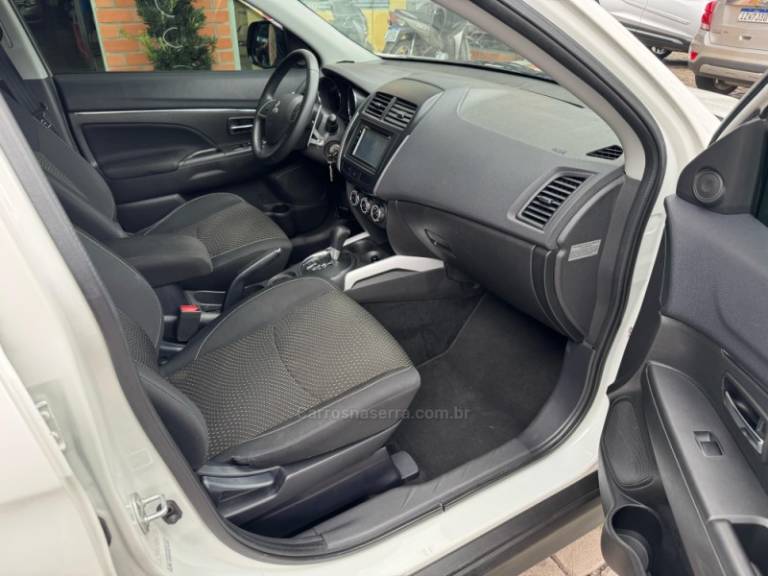 MITSUBISHI - ASX - 2016/2016 - Branca - R$ 78.000,00