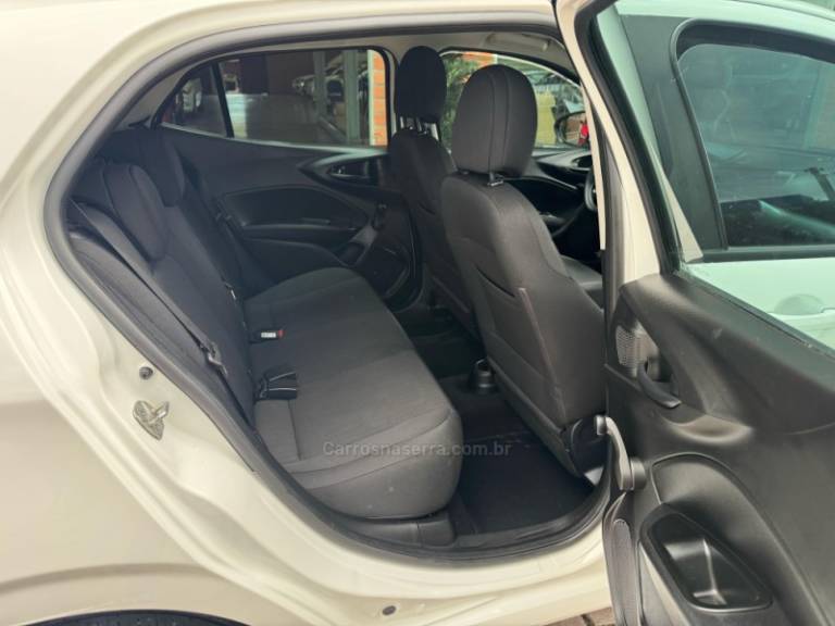 FIAT - ARGO - 2018/2019 - Branca - R$ 55.000,00