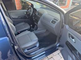 VOLKSWAGEN - FOX - 2010/2011 - Azul - R$ 33.000,00