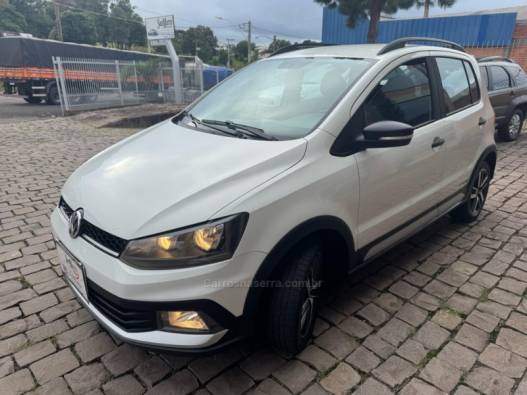 VOLKSWAGEN - FOX - 2018/2019 - Branca - R$ 65.000,00