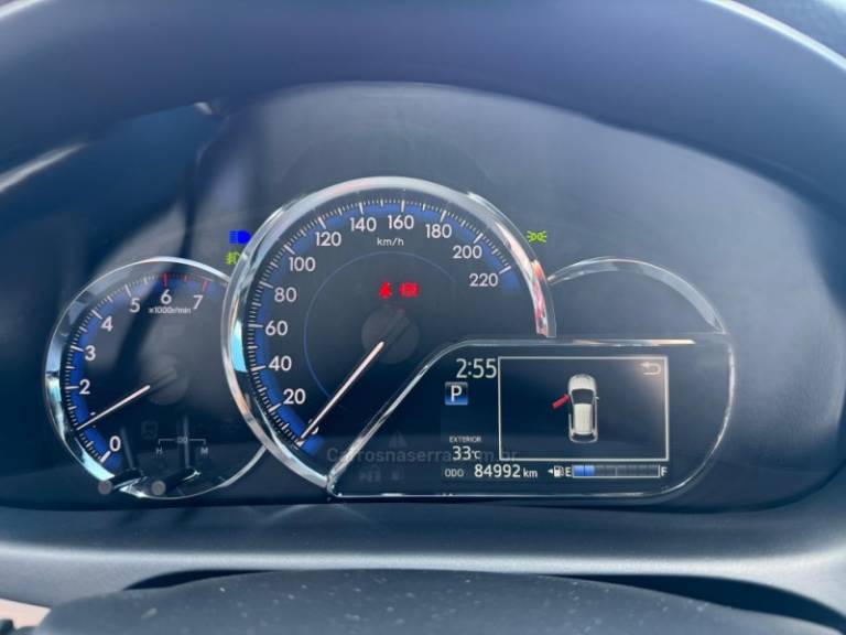 TOYOTA - YARIS - 2020/2021 - Preta - R$ 88.000,00
