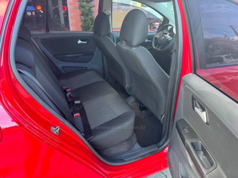 VOLKSWAGEN - FOX - 2019/2020 - Vermelha - R$ 64.000,00