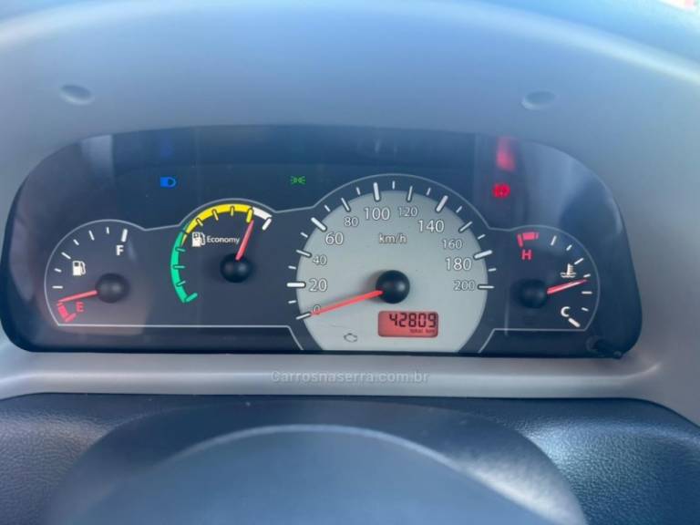 FIAT - PALIO - 2013/2014 - Branca - R$ 34.500,00