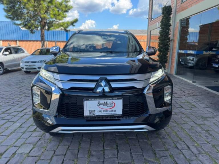 MITSUBISHI - PAJERO SPORT - 2023/2024 - Preta - Sob Consulta