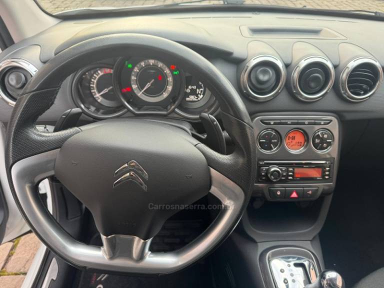 CITROËN - C3 - 2014/2015 - Branca - R$ 47.000,00