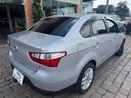 FIAT - SIENA - 2014/2015 - Prata - R$ 45.000,00