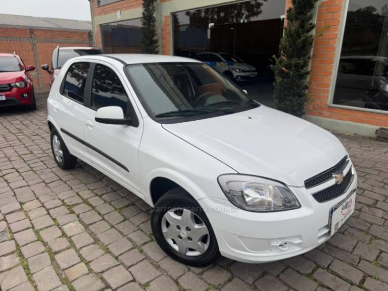 CHEVROLET - CELTA - 2014/2015 - Branca - R$ 36.500,00