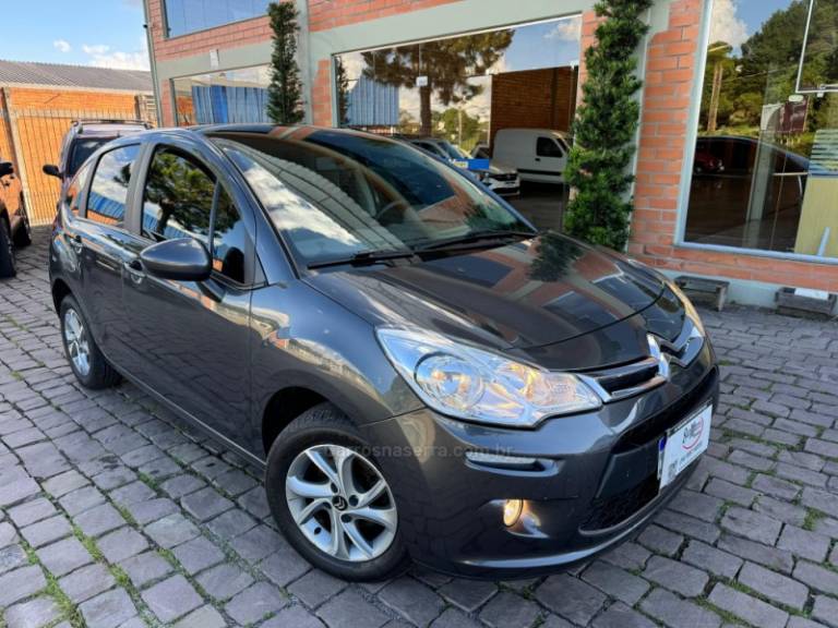 CITROËN - C3 - 2014/2014 - Cinza - R$ 40.500,00